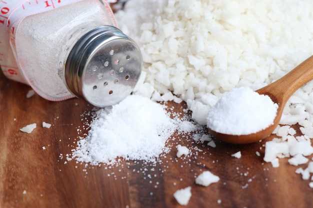 Почему избыток соли приводит к проблемам с костями