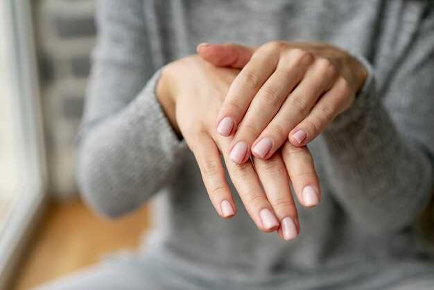 Причины ломких ногтей у женщин