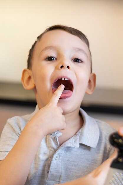 Причины появления белых пятен на губах у детей